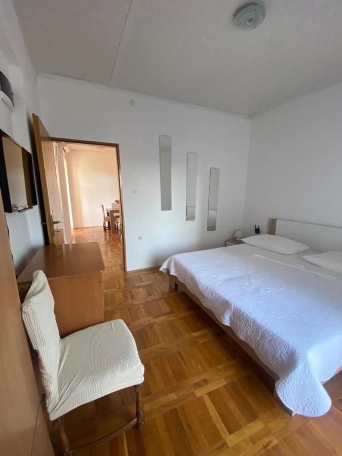 Duje & Roko Apartments Šibenik Exterior foto